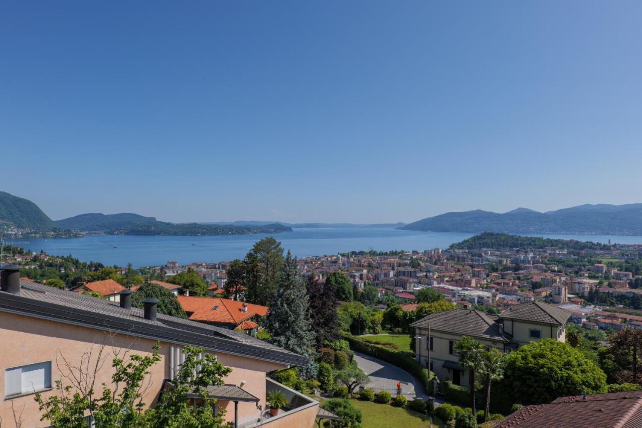 Apartamento Panoramic's loft Verbania Exterior foto
