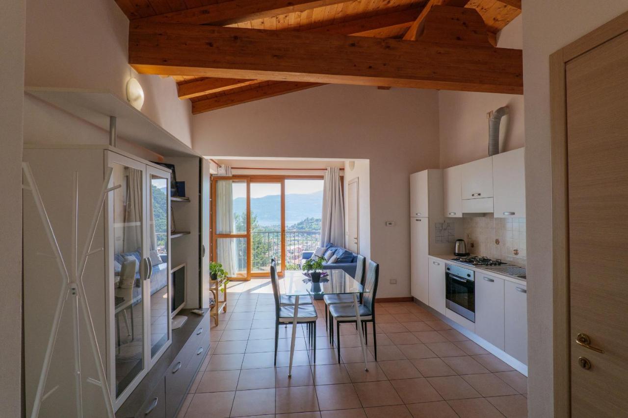 Apartamento Panoramic's loft Verbania Exterior foto