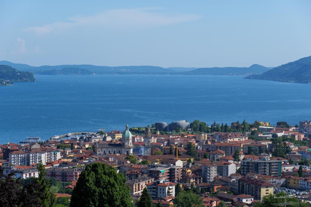 Apartamento Panoramic's loft Verbania Exterior foto